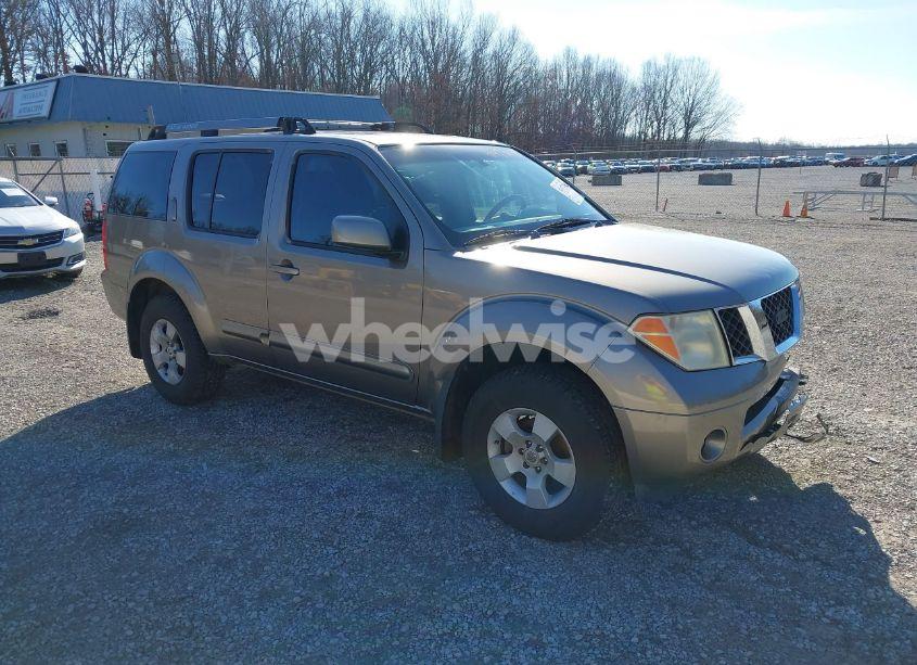 2005 Nissan Pathfinder SE (VIN 5N1AR18W45C763147) main photo