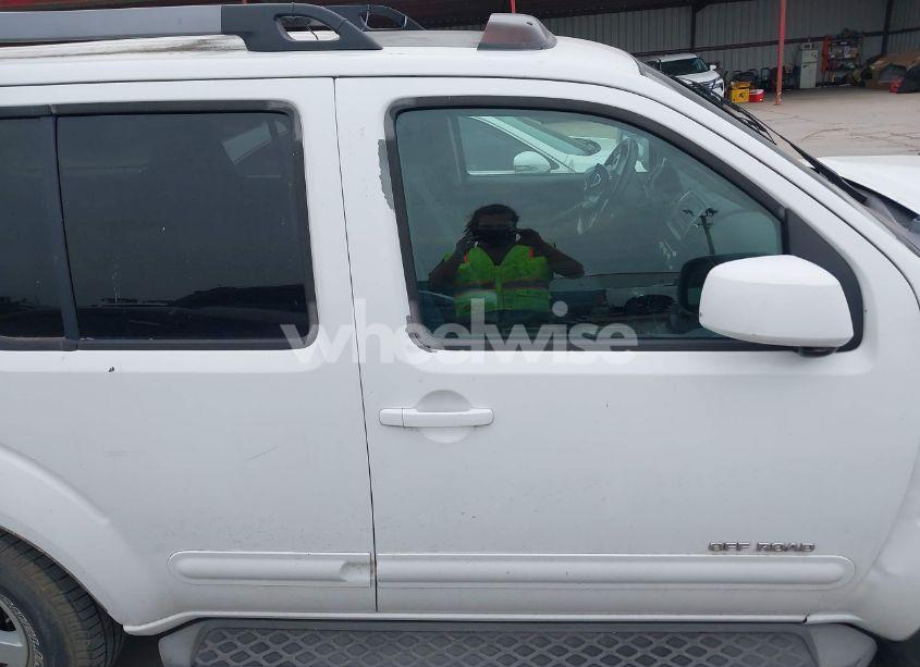 Photo 13 of 2005 Nissan Pathfinder SE OFF-ROAD (VIN 5N1AR18W45C777114)