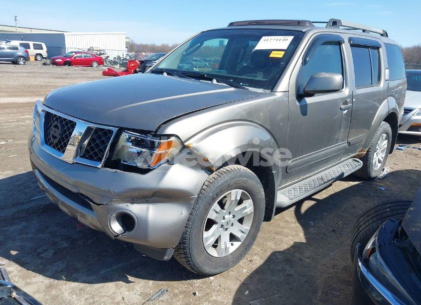 Photo 2 of 2005 Nissan Pathfinder LE (VIN 5N1AR18W45C783950)