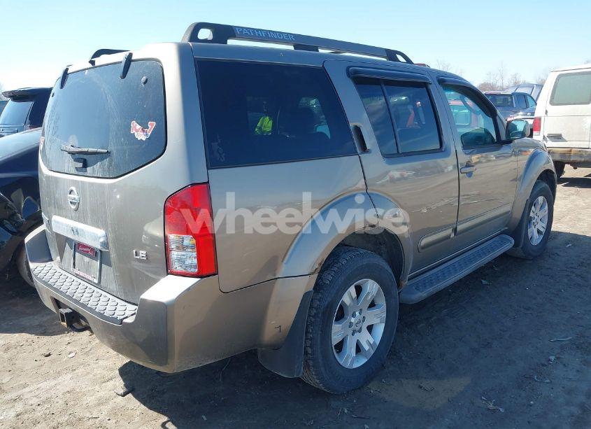 Photo 4 of 2005 Nissan Pathfinder LE (VIN 5N1AR18W45C783950)