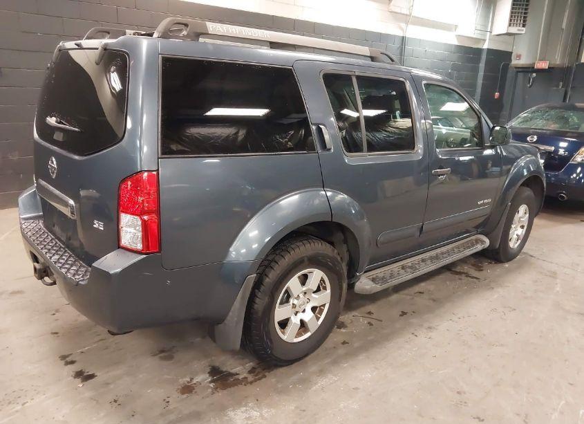 Photo 4 of 2005 Nissan Pathfinder SE OFF-ROAD (VIN 5N1AR18W55C717794)