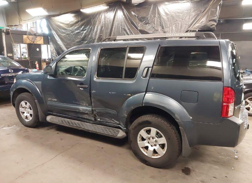 Photo 6 of 2005 Nissan Pathfinder SE OFF-ROAD (VIN 5N1AR18W55C717794)