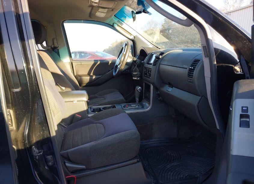 Photo 5 of 2005 Nissan Pathfinder SE (VIN 5N1AR18W55C728200)