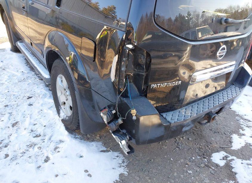 Photo 6 of 2005 Nissan Pathfinder SE (VIN 5N1AR18W55C728200)
