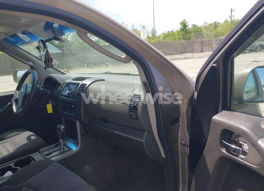 Photo 5 of 2006 Nissan Pathfinder SE (VIN 5N1AR18W56C642984)