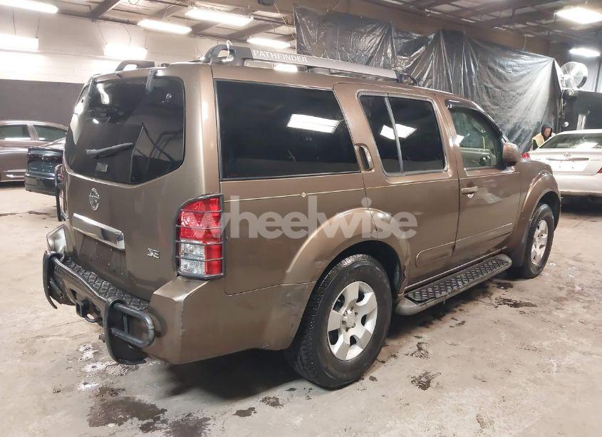 Photo 4 of 2005 Nissan Pathfinder SE (VIN 5N1AR18W65C703936)