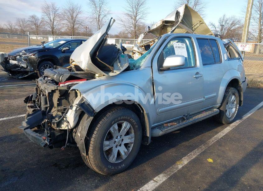 Photo 2 of 2005 Nissan Pathfinder LE (VIN 5N1AR18W65C739500)