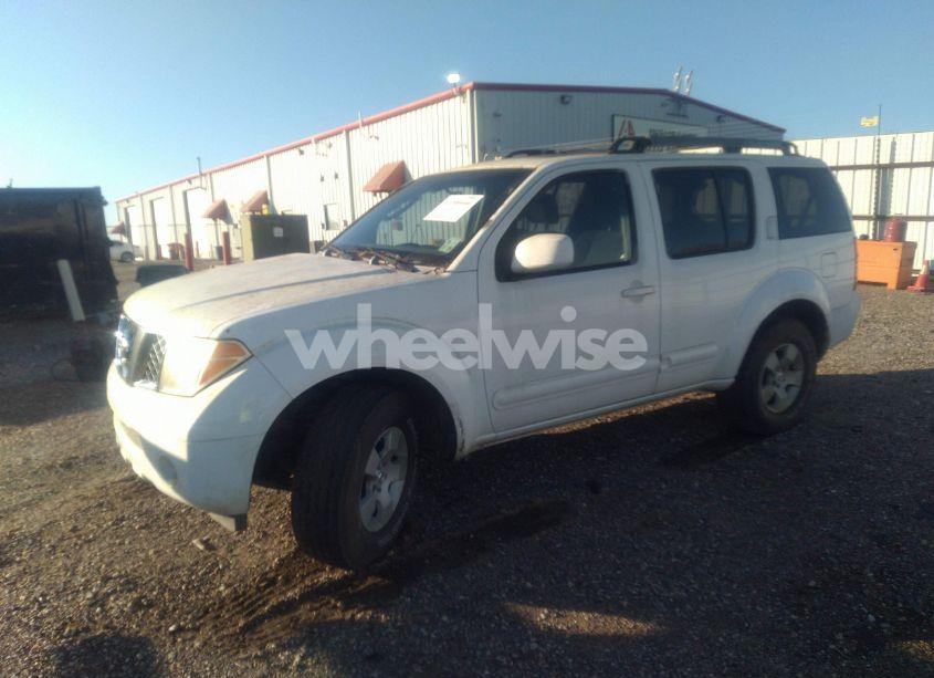 Photo 2 of 2005 Nissan Pathfinder SE (VIN 5N1AR18W65C773226)