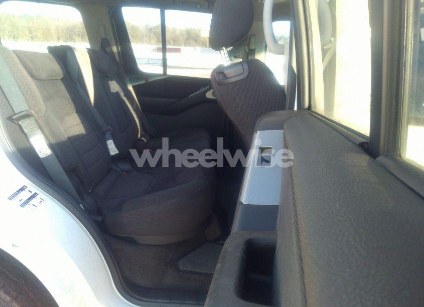 Photo 8 of 2005 Nissan Pathfinder SE (VIN 5N1AR18W65C773226)