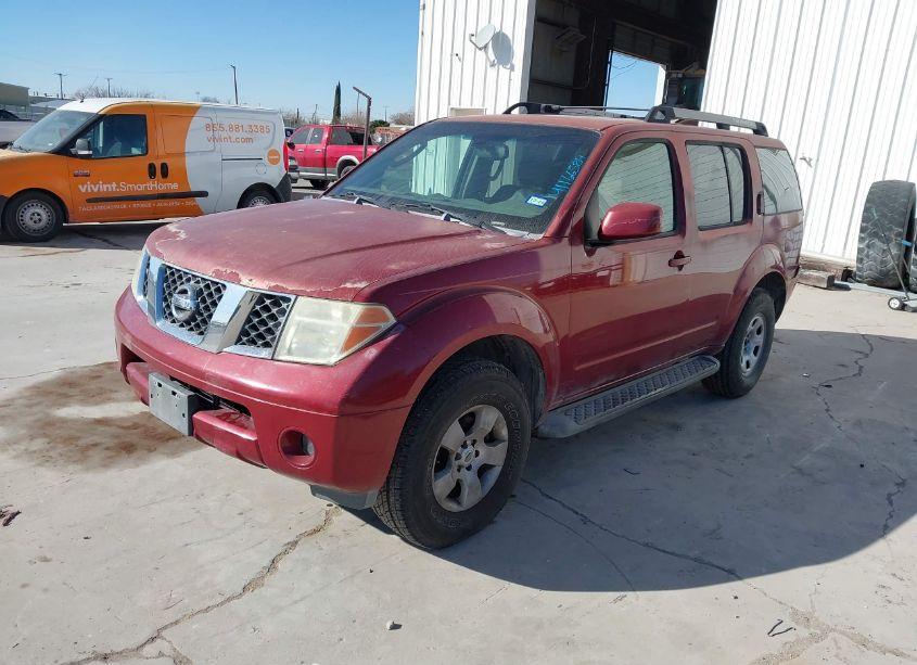 Photo 2 of 2005 Nissan Pathfinder SE (VIN 5N1AR18W75C724133)
