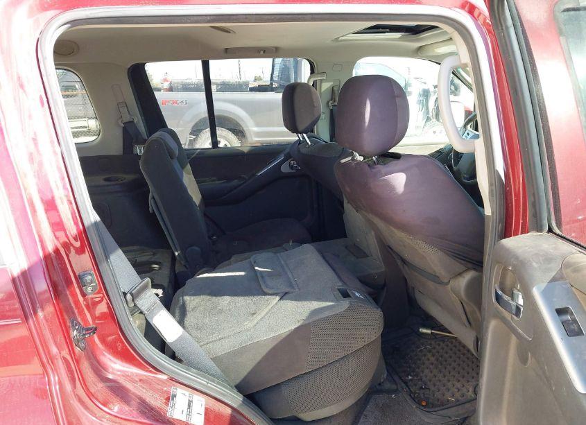 Photo 8 of 2005 Nissan Pathfinder SE (VIN 5N1AR18W75C724133)