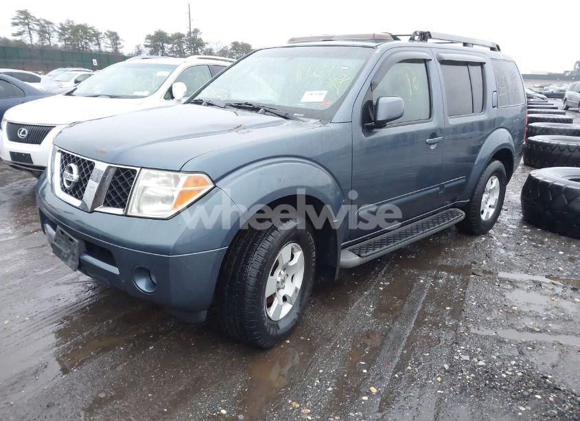 Photo 2 of 2005 Nissan Pathfinder SE (VIN 5N1AR18W75C780945)