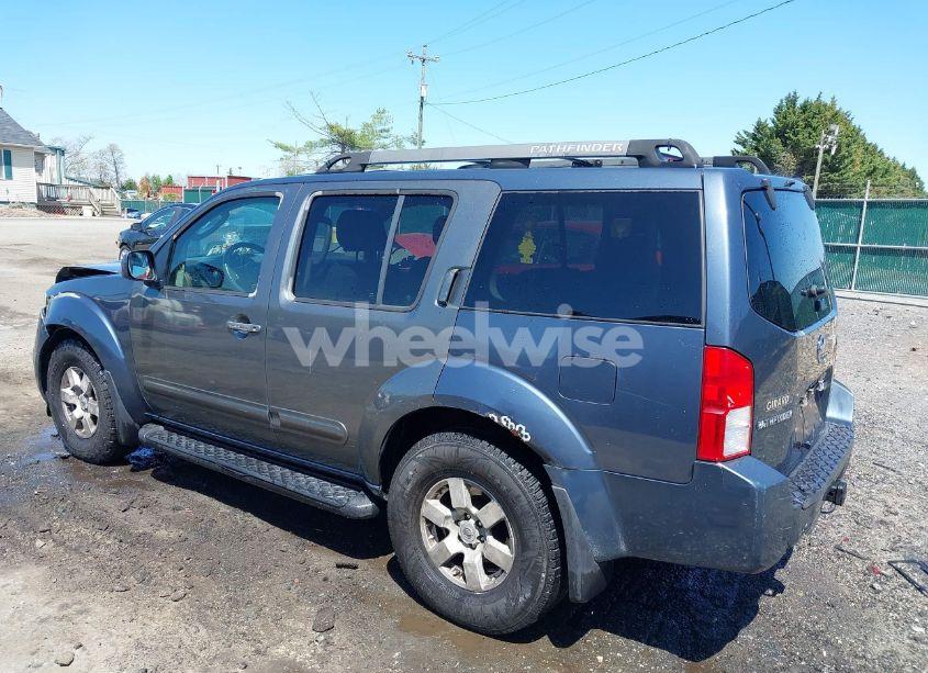 Photo 3 of 2005 Nissan Pathfinder SE OFF-ROAD (VIN 5N1AR18W85C714971)