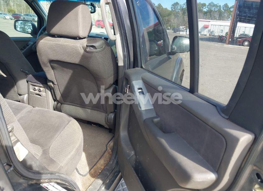 Photo 8 of 2005 Nissan Pathfinder SE (VIN 5N1AR18W85C738235)