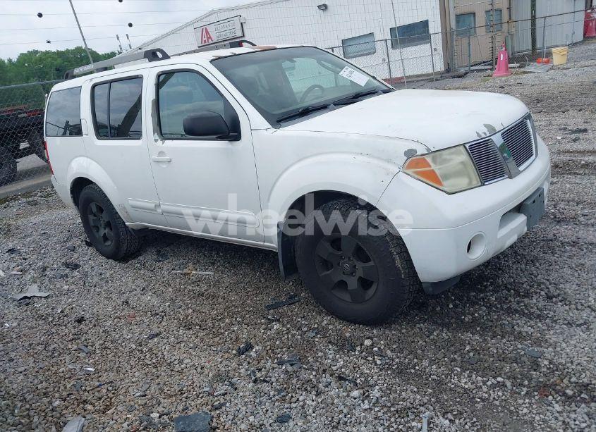 2005 Nissan Pathfinder XE (VIN 5N1AR18W95C784186) main photo
