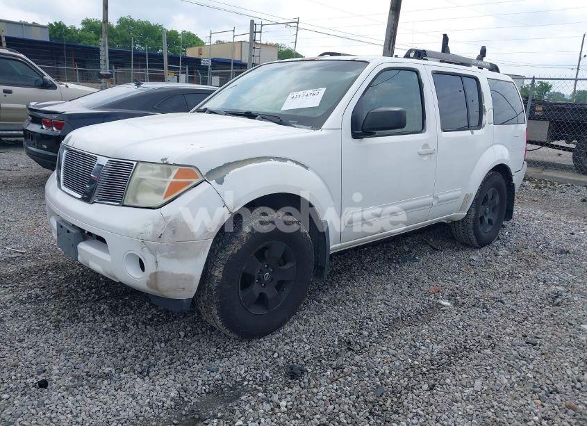 Photo 2 of 2005 Nissan Pathfinder XE (VIN 5N1AR18W95C784186)