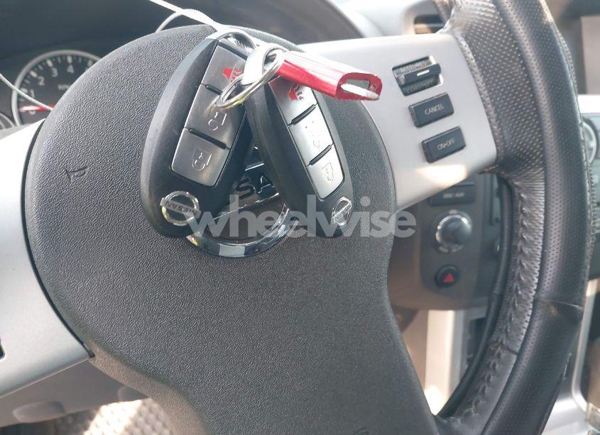 Photo 11 of 2010 Nissan Pathfinder SE (VIN 5N1AR1NB0AC613628)