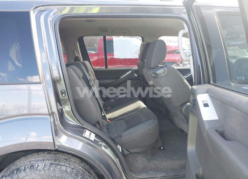 Photo 8 of 2010 Nissan Pathfinder SE (VIN 5N1AR1NB0AC624502)