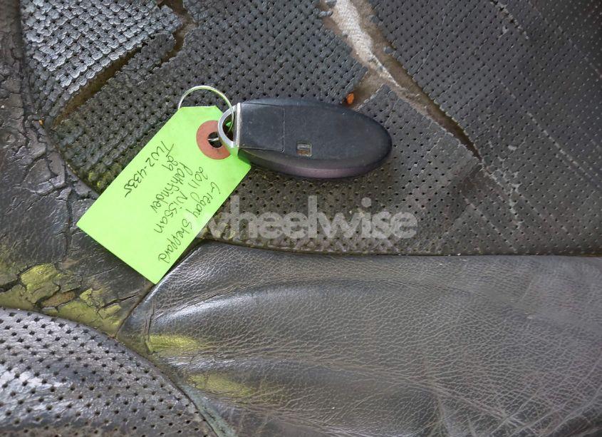 Photo 11 of 2011 Nissan Pathfinder SILVER (VIN 5N1AR1NB0BC610567)