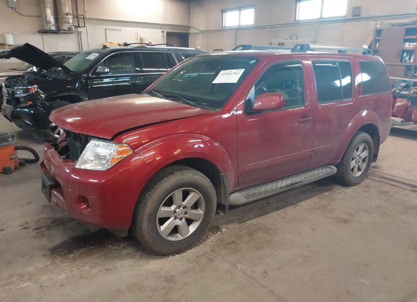 Photo 2 of 2012 Nissan Pathfinder SV (VIN 5N1AR1NB0CC605502)