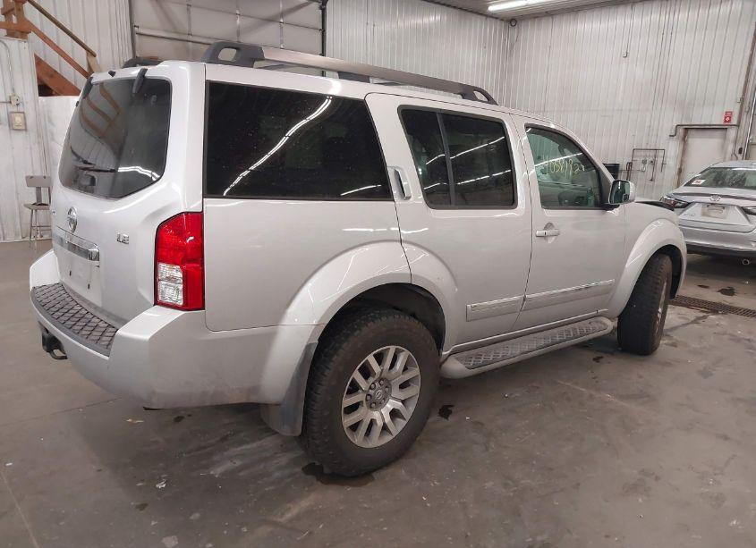 Photo 4 of 2012 Nissan Pathfinder LE (VIN 5N1AR1NB0CC615656)