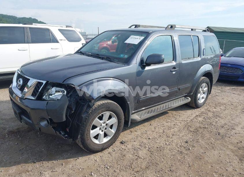 Photo 2 of 2012 Nissan Pathfinder SV (VIN 5N1AR1NB0CC617519)