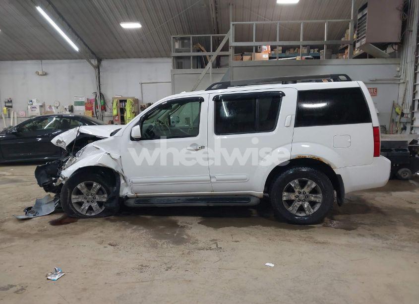 Photo 14 of 2010 Nissan Pathfinder SE (VIN 5N1AR1NB1AC620085)