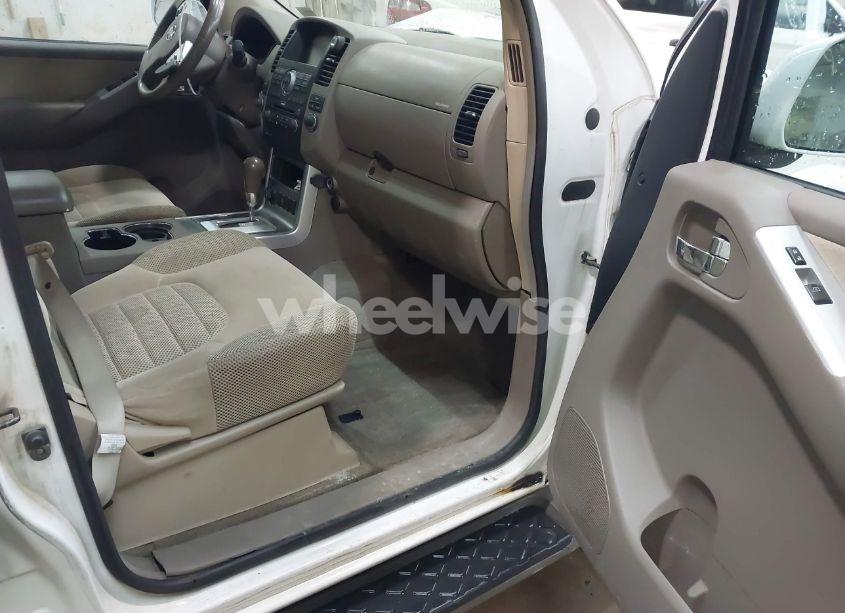 Photo 5 of 2010 Nissan Pathfinder SE (VIN 5N1AR1NB1AC620085)