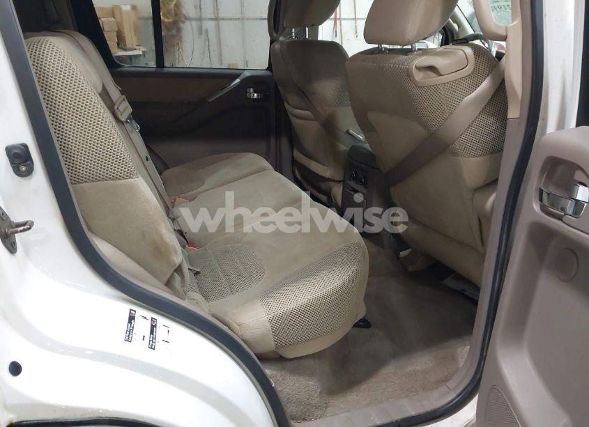 Photo 8 of 2010 Nissan Pathfinder SE (VIN 5N1AR1NB1AC620085)