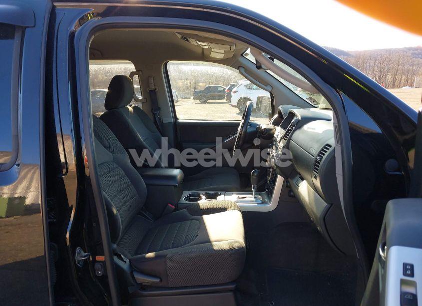 Photo 5 of 2012 Nissan Pathfinder SV (VIN 5N1AR1NB1CC622700)