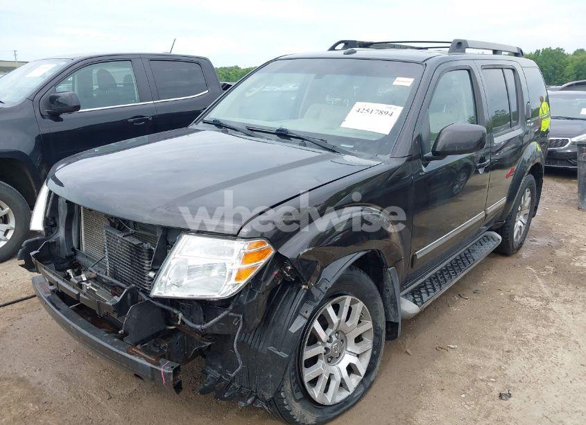 Photo 2 of 2012 Nissan Pathfinder LE (VIN 5N1AR1NB1CC632367)