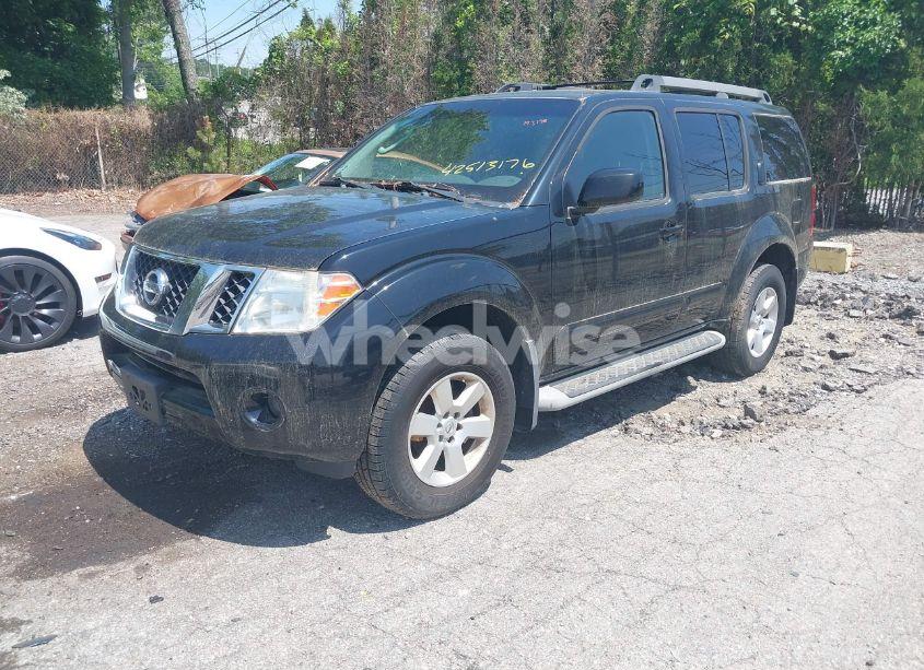 Photo 2 of 2012 Nissan Pathfinder SV (VIN 5N1AR1NB1CC639755)