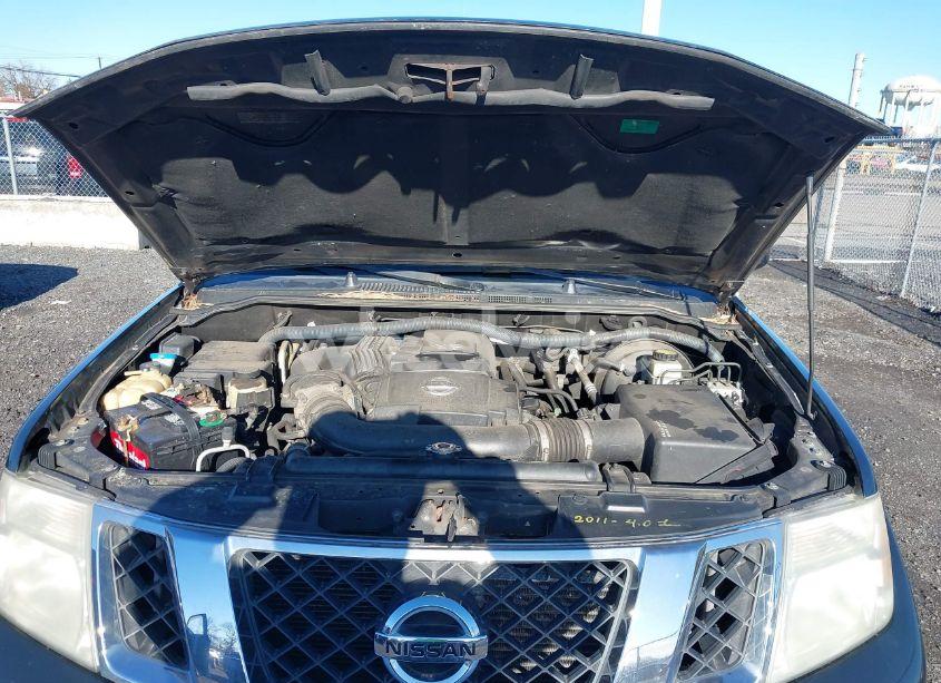 Photo 10 of 2011 Nissan Pathfinder SV (VIN 5N1AR1NB2BC625510)