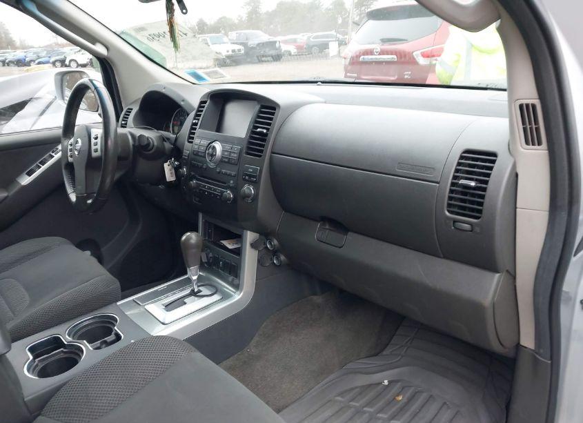 Photo 5 of 2012 Nissan Pathfinder SV (VIN 5N1AR1NB2CC606604)