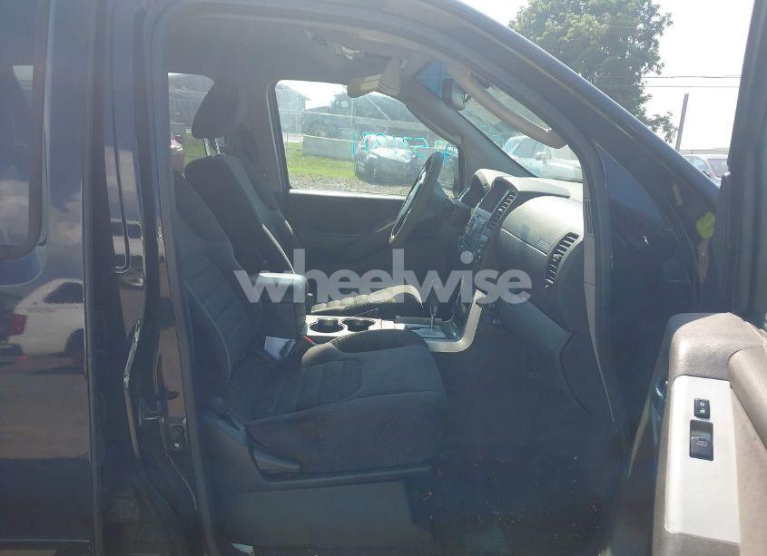 Photo 5 of 2012 Nissan Pathfinder SV (VIN 5N1AR1NB2CC631180)