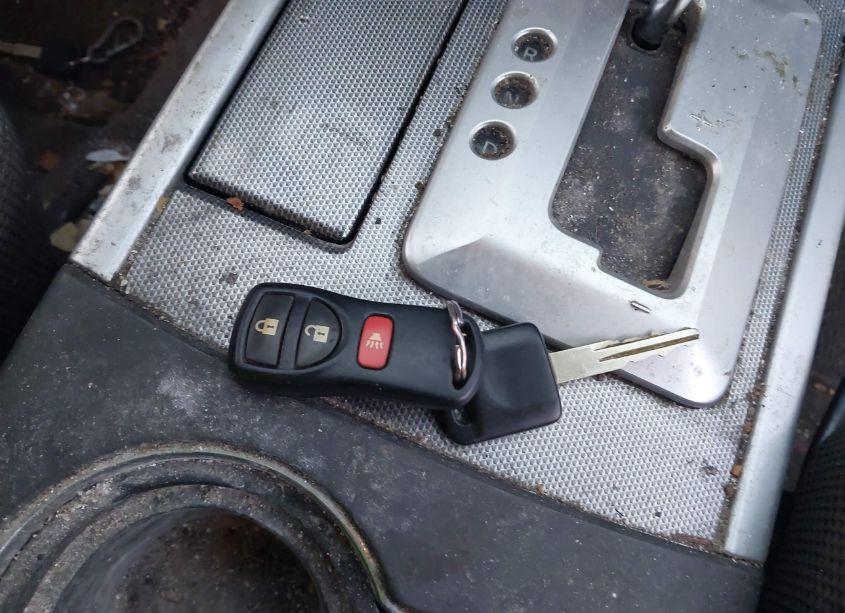 Photo 11 of 2012 Nissan Pathfinder SV (VIN 5N1AR1NB3CC605350)