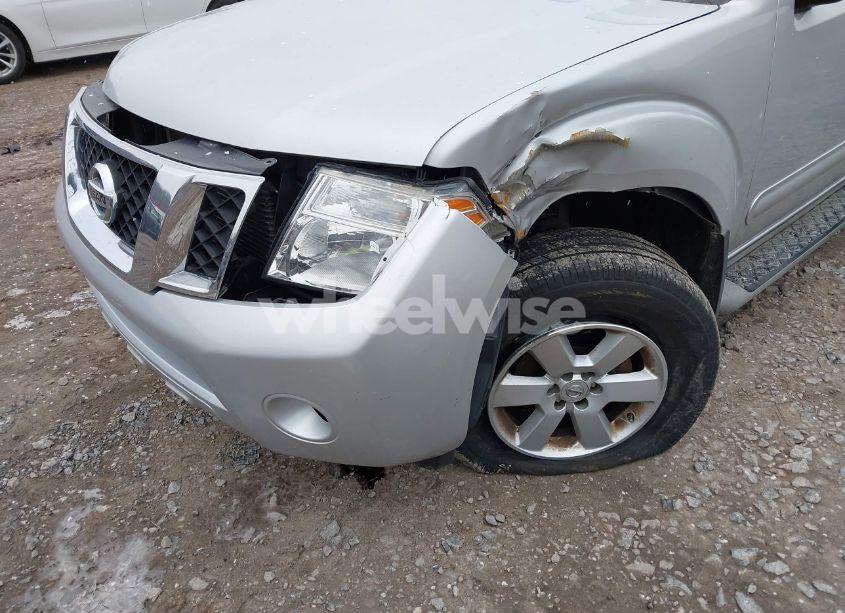 Photo 6 of 2012 Nissan Pathfinder SV (VIN 5N1AR1NB3CC638249)