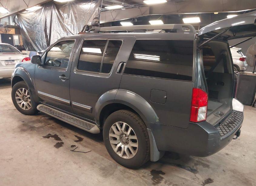 Photo 3 of 2012 Nissan Pathfinder LE (VIN 5N1AR1NB4CC626806)