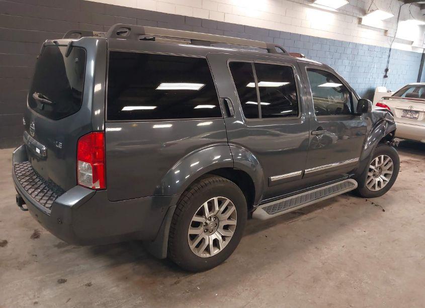 Photo 4 of 2012 Nissan Pathfinder LE (VIN 5N1AR1NB4CC626806)