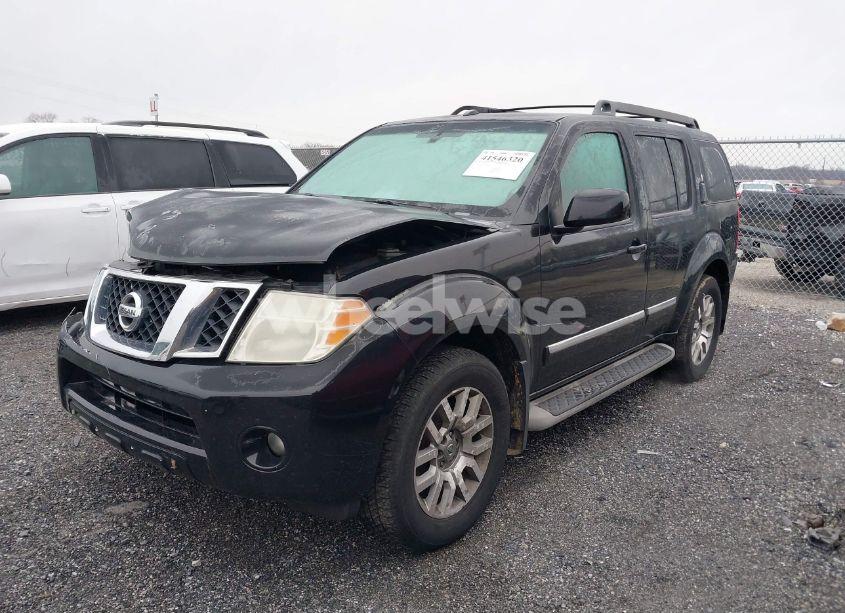 Photo 2 of 2011 Nissan Pathfinder LE (VIN 5N1AR1NB5BC630913)