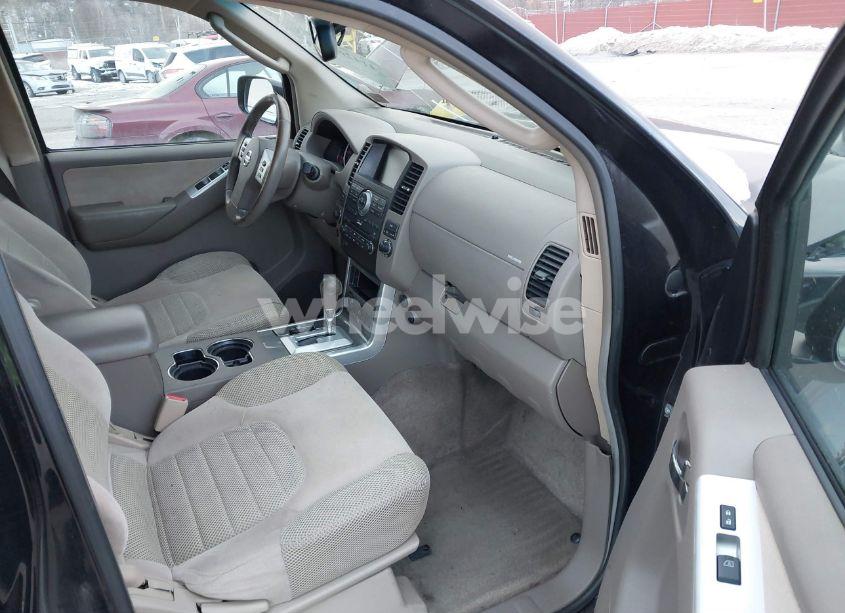 Photo 5 of 2010 Nissan Pathfinder SE (VIN 5N1AR1NB7AC629700)