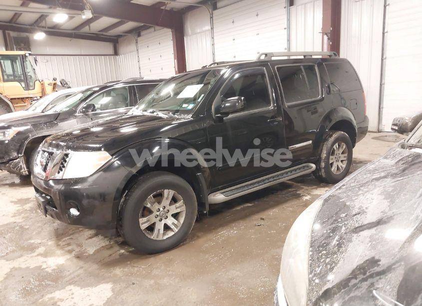 Photo 2 of 2011 Nissan Pathfinder SILVER (VIN 5N1AR1NB8BC606427)