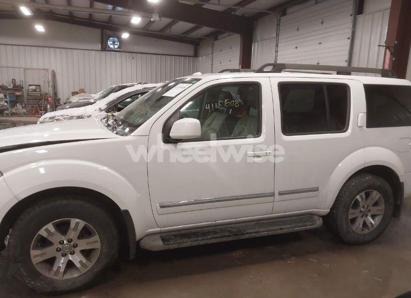 Photo 14 of 2011 Nissan Pathfinder SILVER (VIN 5N1AR1NB8BC622479)