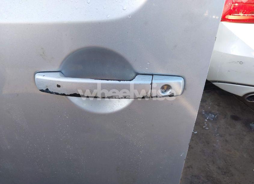 Photo 12 of 2010 Nissan Pathfinder S (VIN 5N1AR1NB9AC605897)