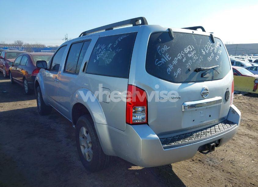 Photo 3 of 2010 Nissan Pathfinder S (VIN 5N1AR1NB9AC605897)