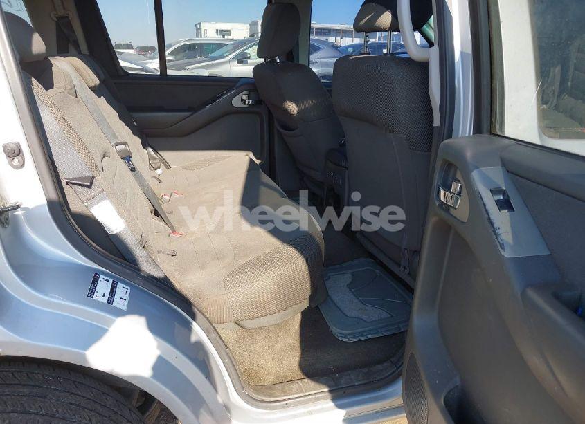 Photo 8 of 2010 Nissan Pathfinder S (VIN 5N1AR1NB9AC605897)