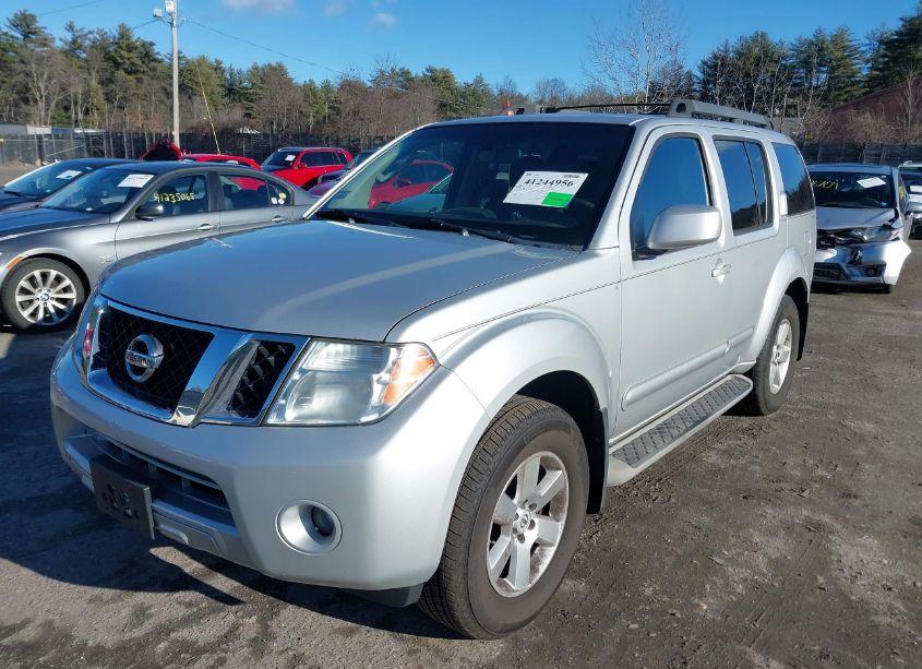 Photo 2 of 2012 Nissan Pathfinder SV (VIN 5N1AR1NB9CC615994)