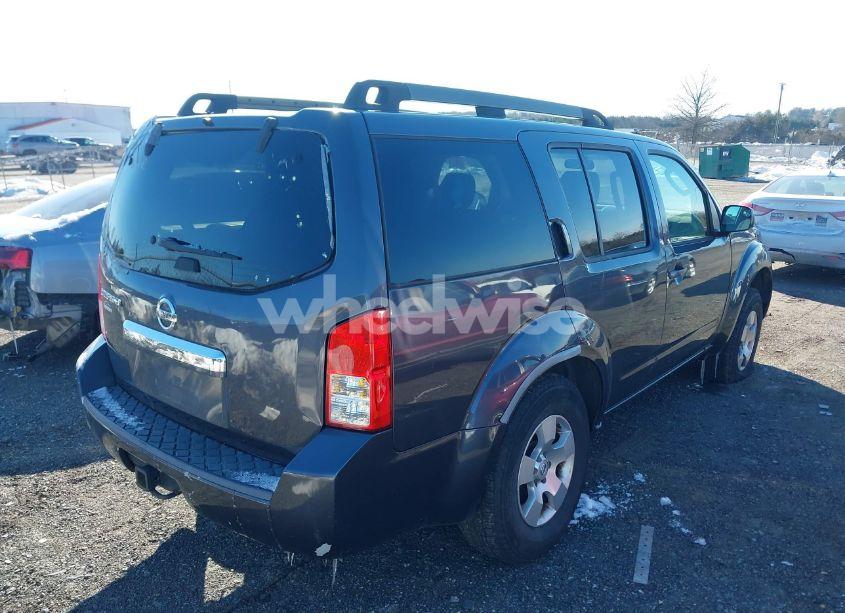 Photo 4 of 2011 Nissan Pathfinder S (VIN 5N1AR1NBXBC604064)
