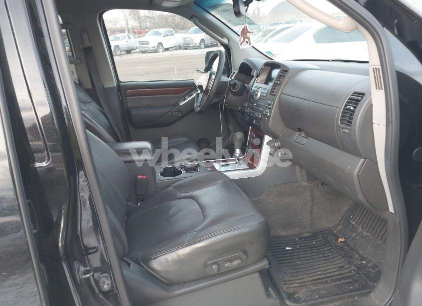 Photo 5 of 2012 Nissan Pathfinder LE (VIN 5N1AR1NBXCC631525)