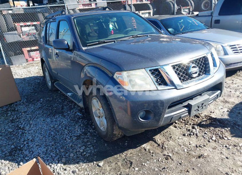2011 Nissan Pathfinder SV (VIN 5N1AR1NN0BC605024) main photo